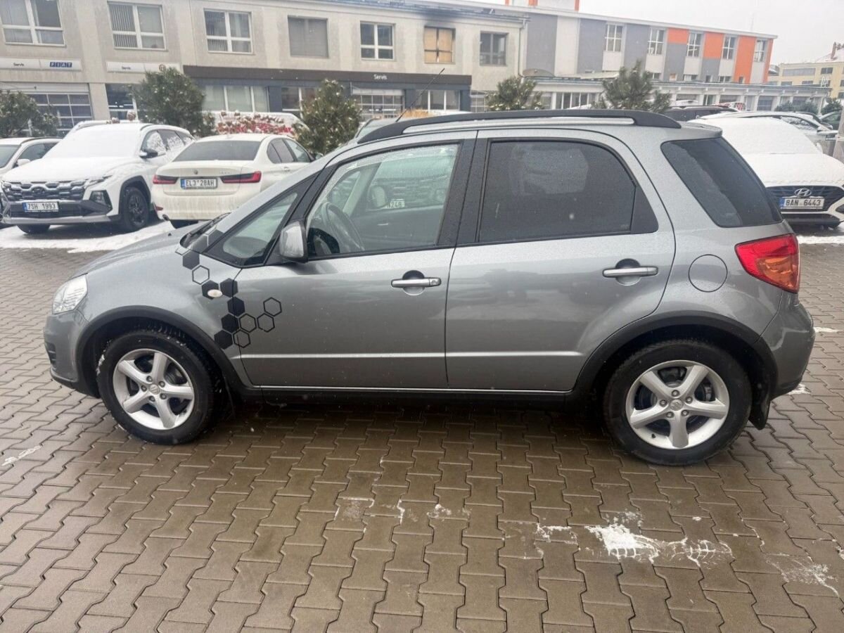 Suzuki SX4 SUV 1,6 l 88 kw