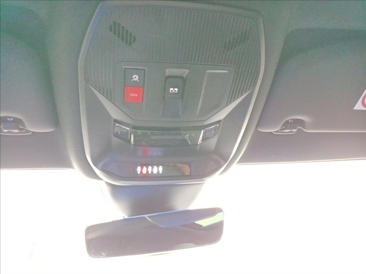 Peugeot 308 Kombi 1,5 l 96 kw