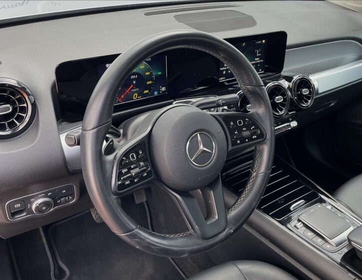 Mercedes-Benz GLB Kombi 2,0 l 85 kw