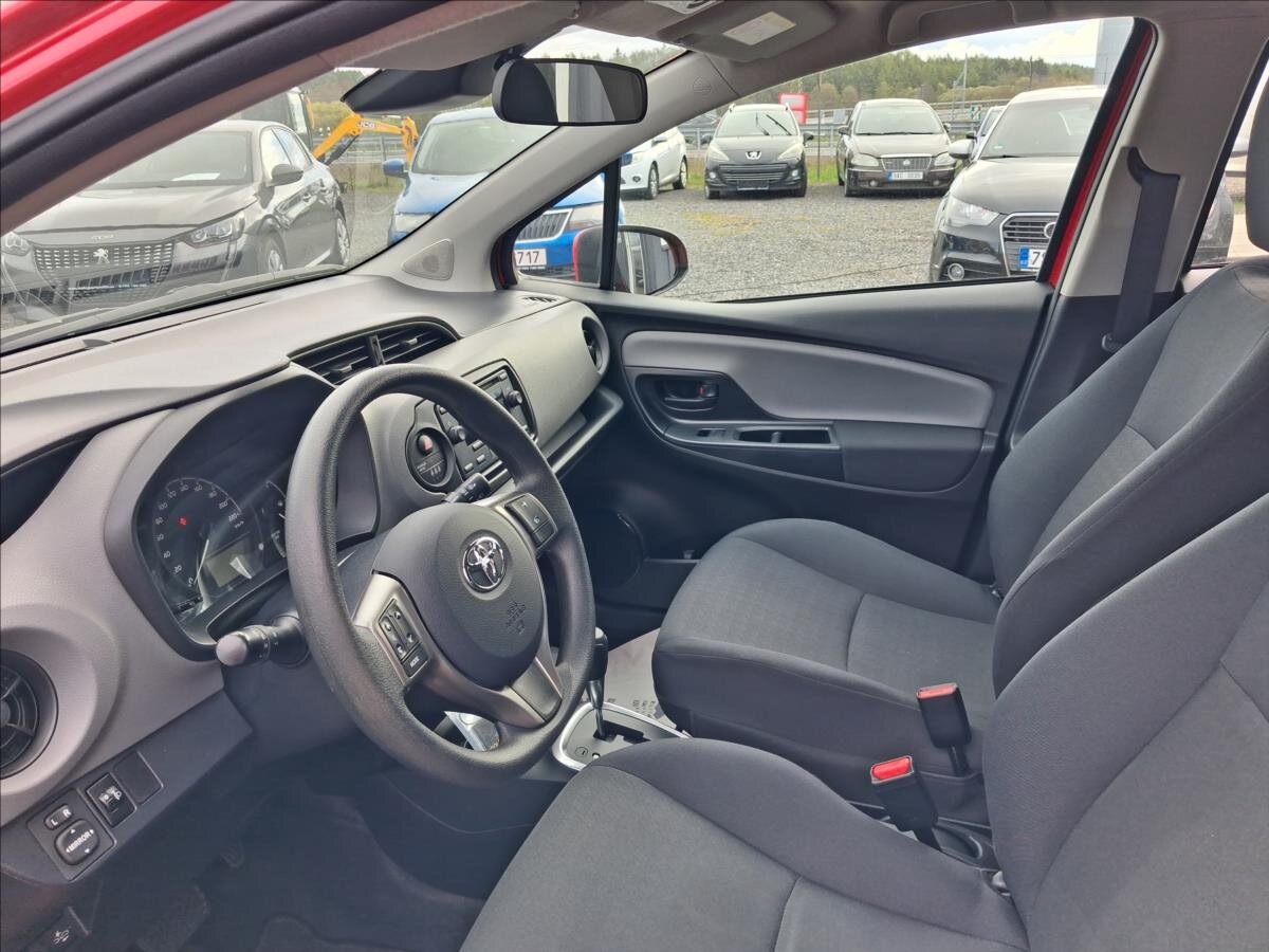 Toyota Yaris Kombi 1,5 l 54 kw