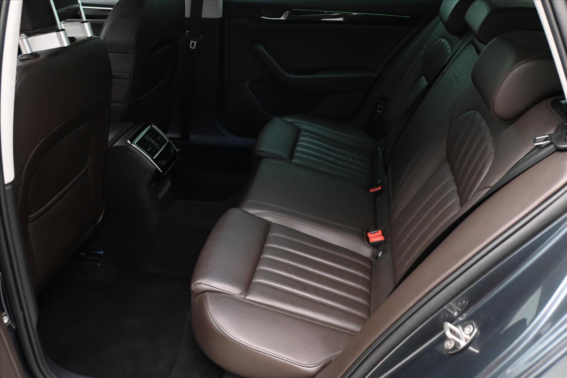 Škoda Superb Kombi 2,0 l 110 kw