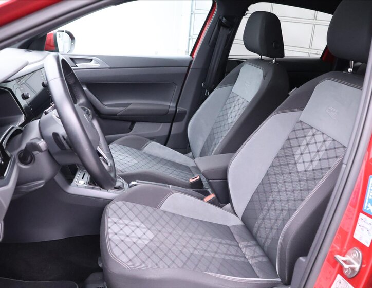 Volkswagen Taigo SUV 1,5 l 110 kw