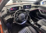 Peugeot 2008 SUV 1,2 l 114 kw