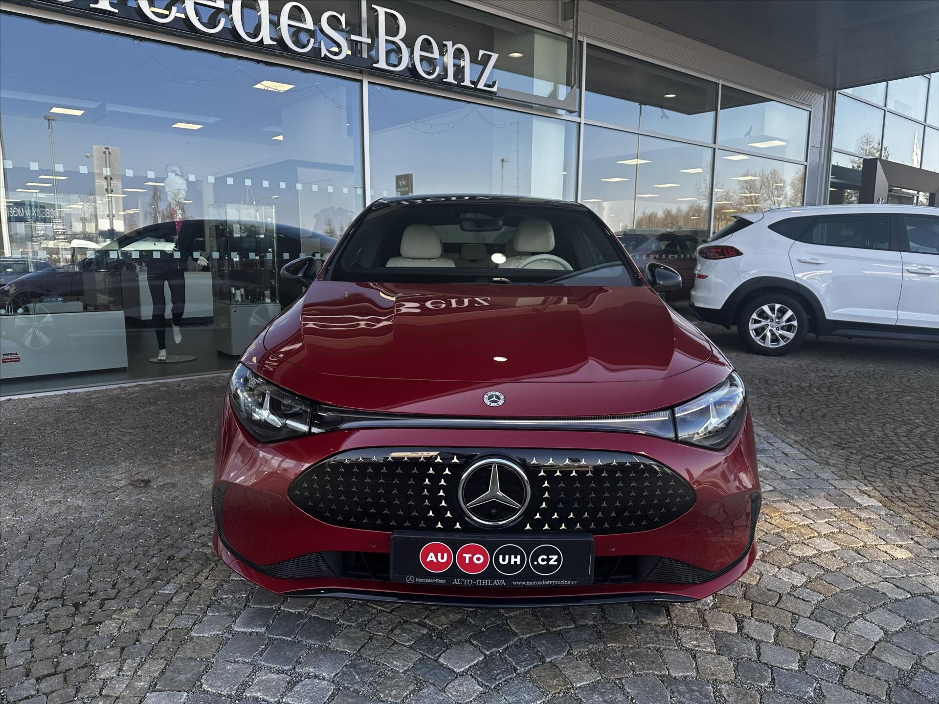 Mercedes-Benz CLA Sedan / Limuzína 0,0 200 kw