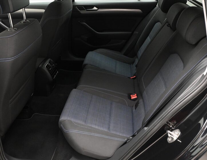 Volkswagen Passat Kombi 1,4 l 115 kw