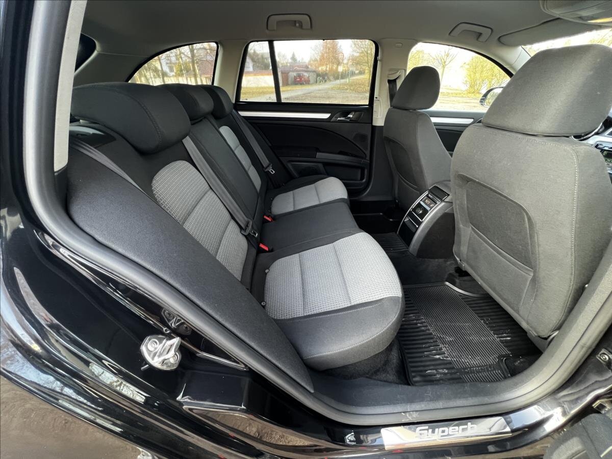 Škoda Superb Kombi 3,6 l 191 kw