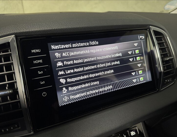 Škoda Karoq SUV 2,0 l 110 kw