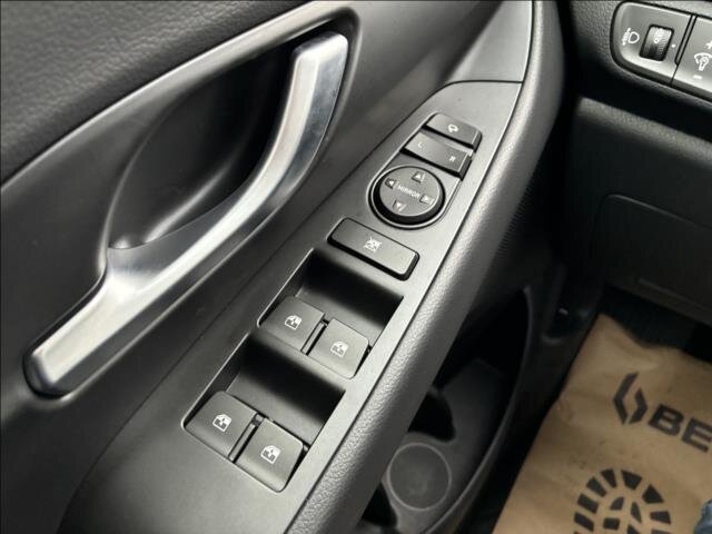 Hyundai i30 Liftback 1,5 l 103 kw