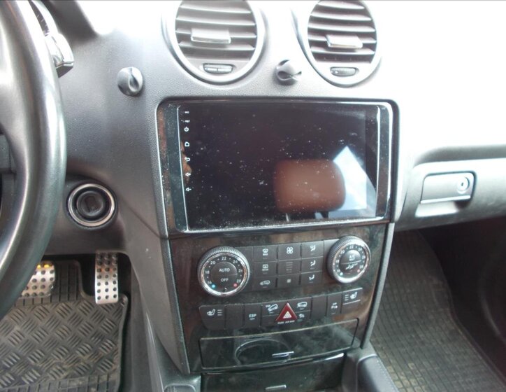 Mercedes-Benz Třídy M 26