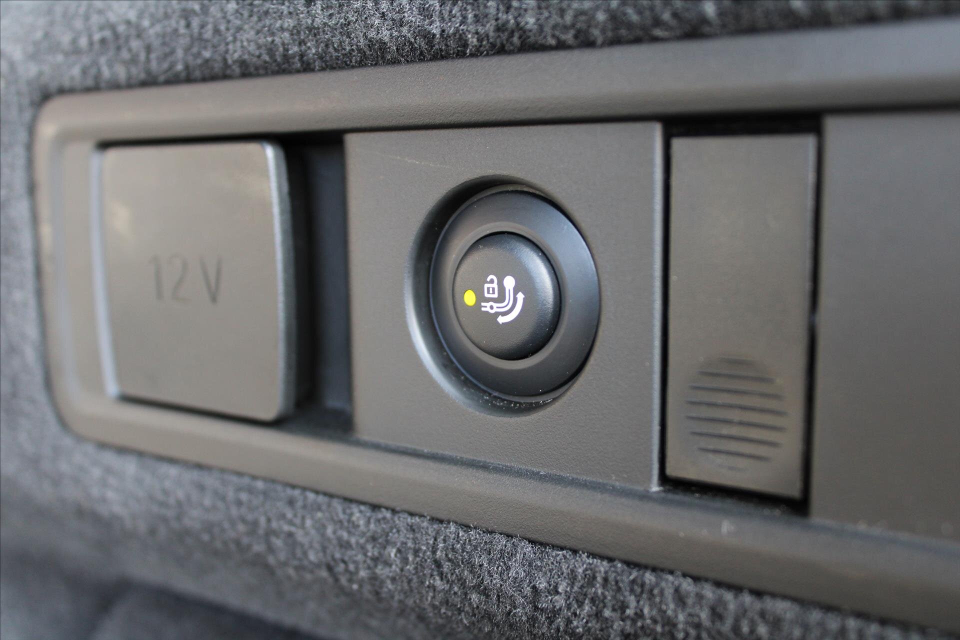 BMW X5 SUV / Terénní 4,4 l 390 kw