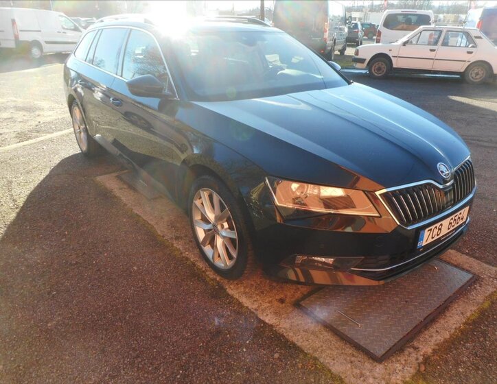 Škoda Superb 3