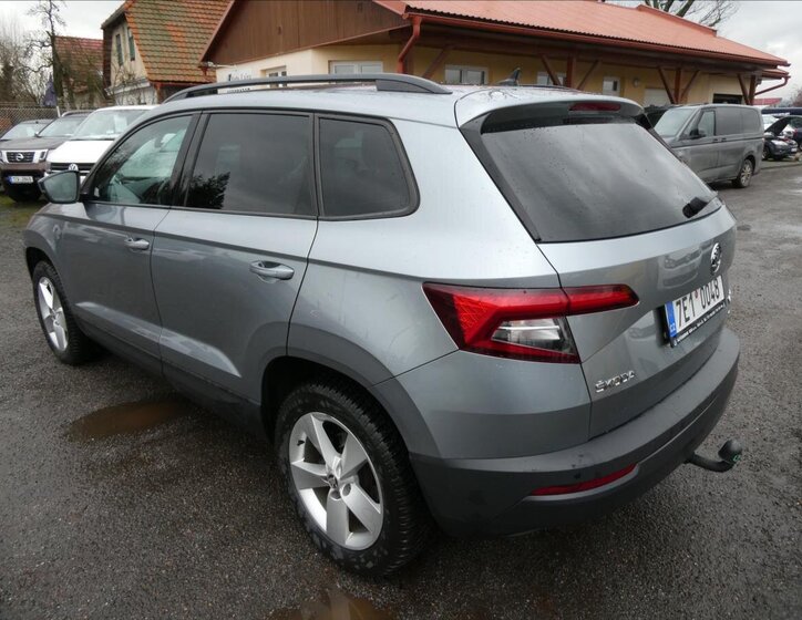 Škoda Karoq SUV 2,0 l 110 kw