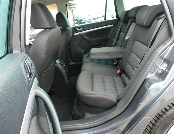 Škoda Octavia Kombi 1,8 l 118 kw