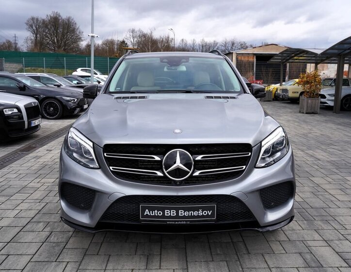 Mercedes-Benz GLE SUV / Terénní 3,0 l 190 kw