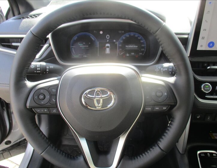 Toyota Corolla Cross 14