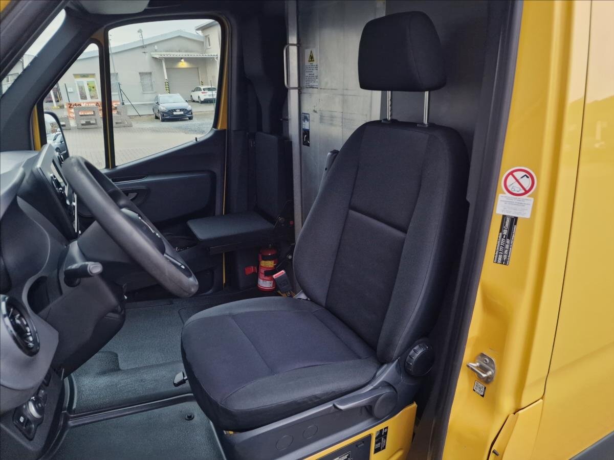 Mercedes-Benz Sprinter Skříň 2,1 l 105 kw