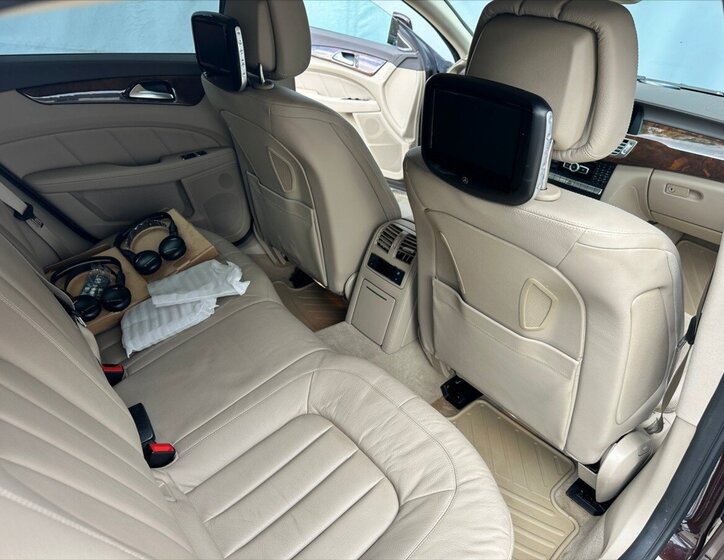 Mercedes-Benz CLS 11