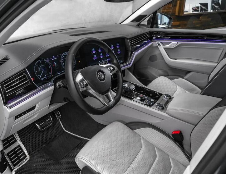 Volkswagen Touareg SUV 4,0 l 310 kw