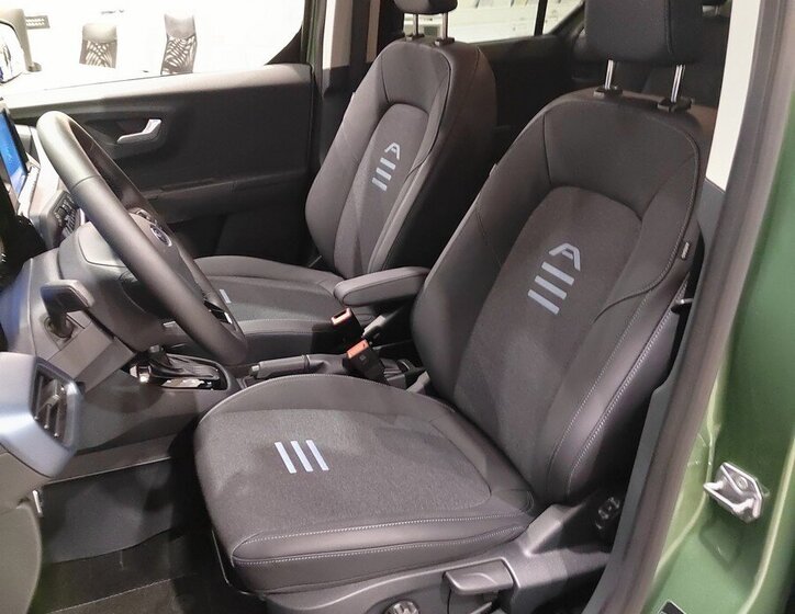 Ford Tourneo Courier 22