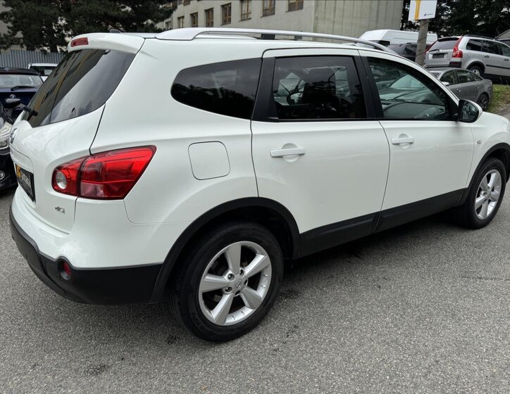 Nissan Qashqai SUV 1,5 l 76 kw