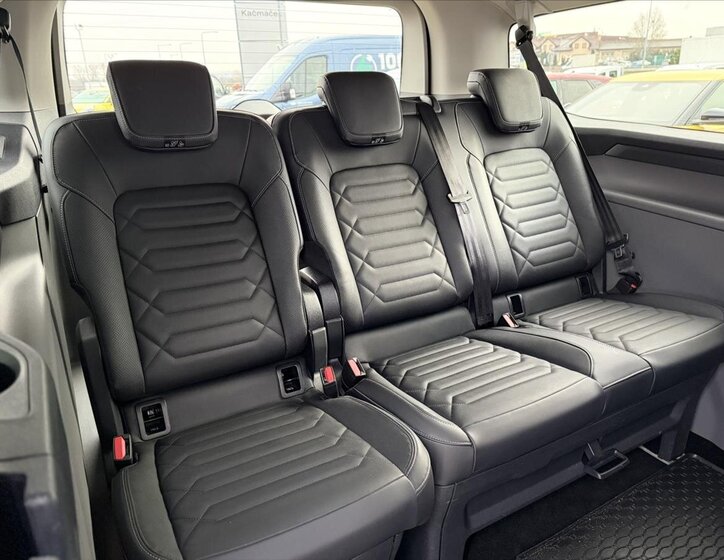 Ford Tourneo Custom Kombi 2,5 l 171 kw