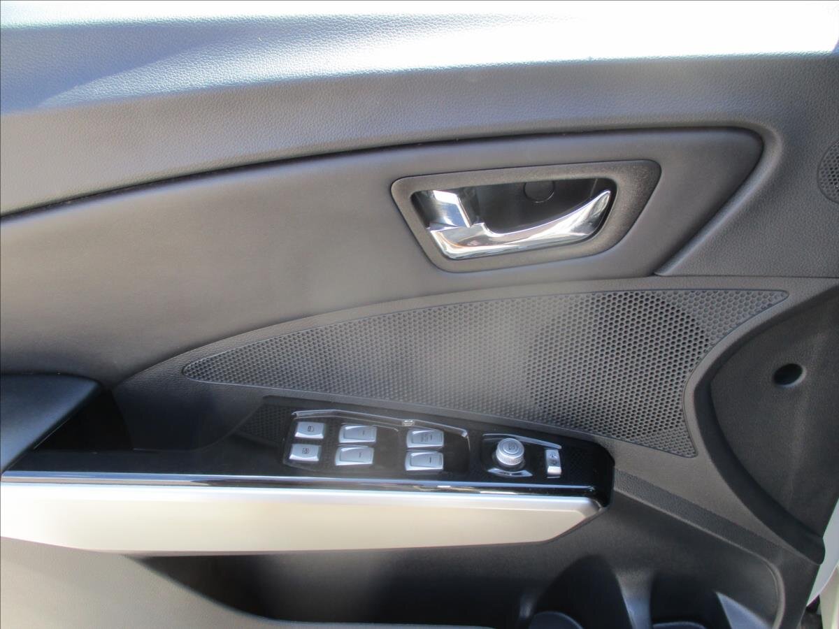 SsangYong Tivoli Hatchback 1,6 l 85 kw