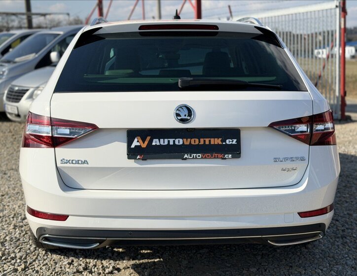 Škoda Superb Kombi 2,0 l 140 kw