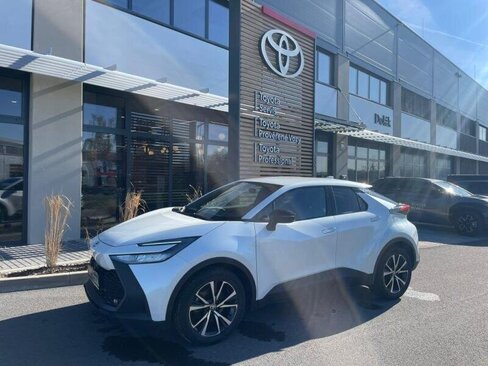Toyota C-HR SUV / Terénní 2,0 l 112 kw