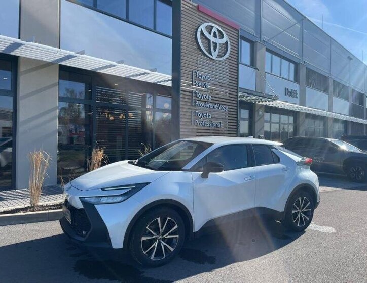 Toyota C-HR SUV / Terénní 2,0 l 112 kw