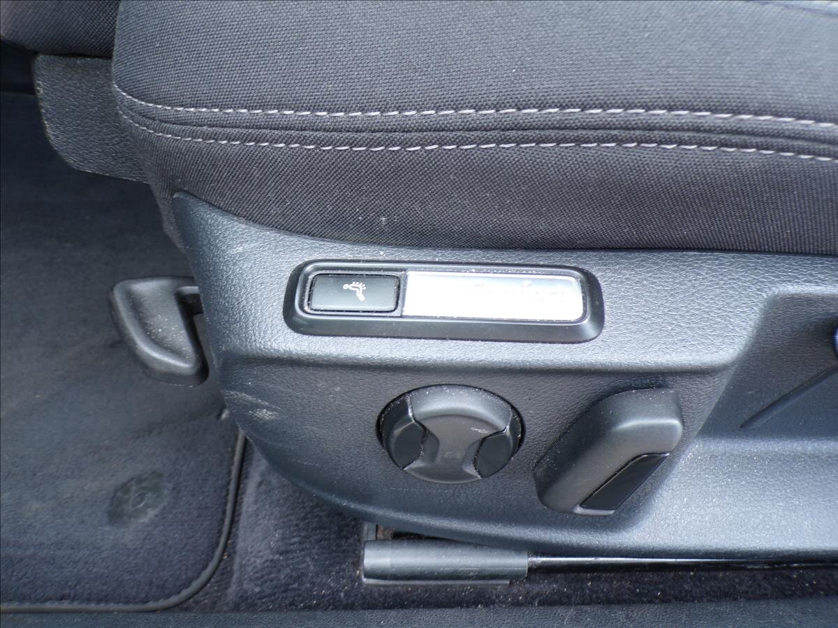 Volkswagen Passat Kombi 2,0 l 110 kw