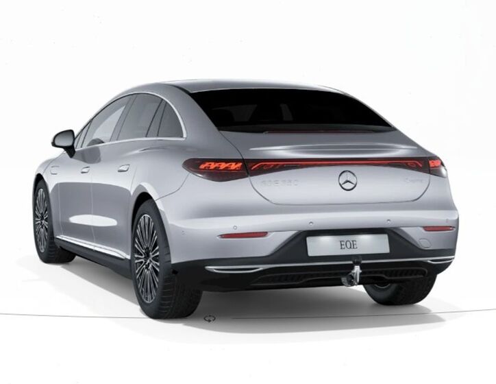 Mercedes-Benz EQE 4