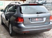 Volkswagen Golf Kombi 1,6 l 77 kw