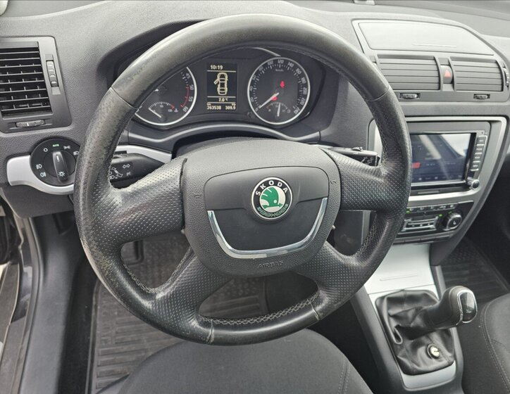 Škoda Octavia Kombi 2,0 l 103 kw