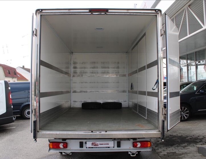 Peugeot Boxer Skříň 2,2 l 121 kw