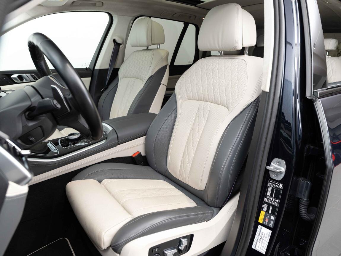 BMW X5 SUV / Terénní 3,0 l 360 kw