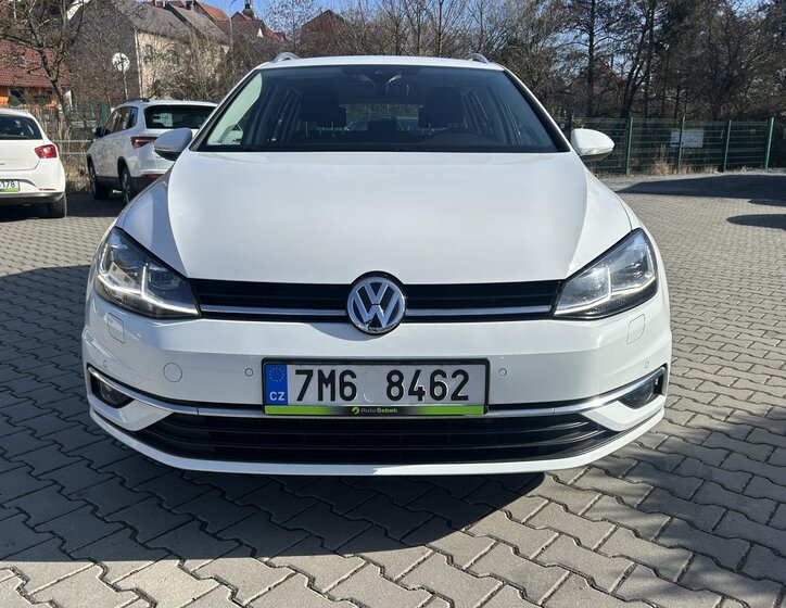 Volkswagen Golf Kombi 2,0 l 110 kw