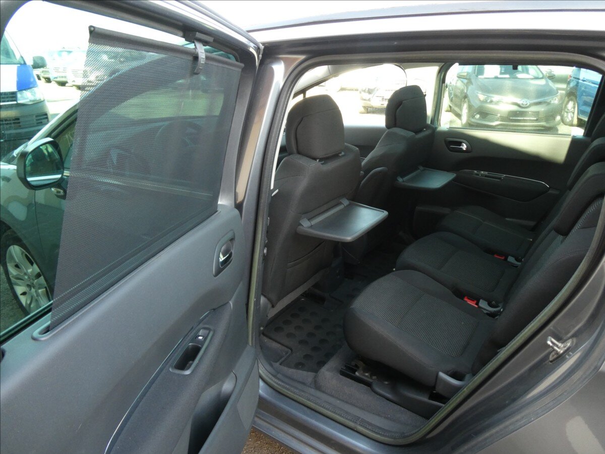 Peugeot 5008 MPV 1,6 l 115 kw