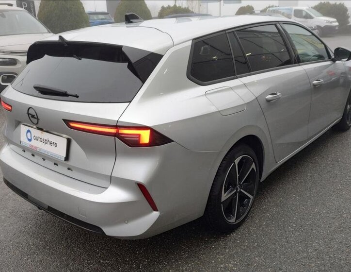 Opel Astra Kombi 1,2 l 96 kw