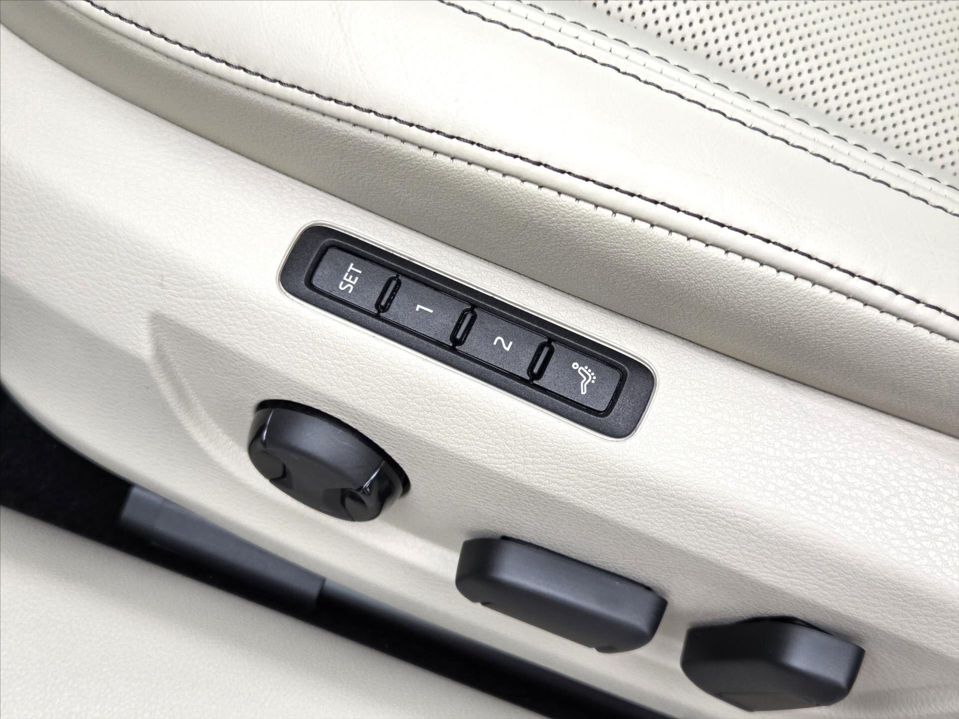 Škoda Superb Kombi 2,0 l 147 kw