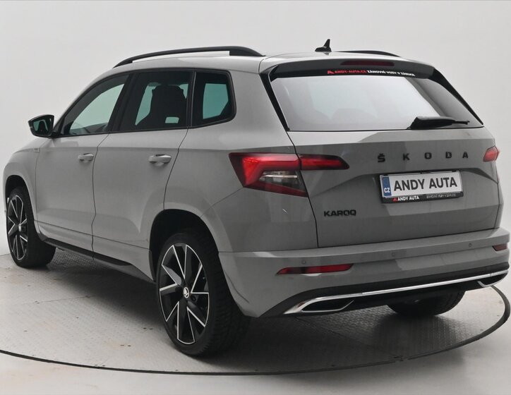 Škoda Karoq SUV / Terénní 1,5 l 110 kw
