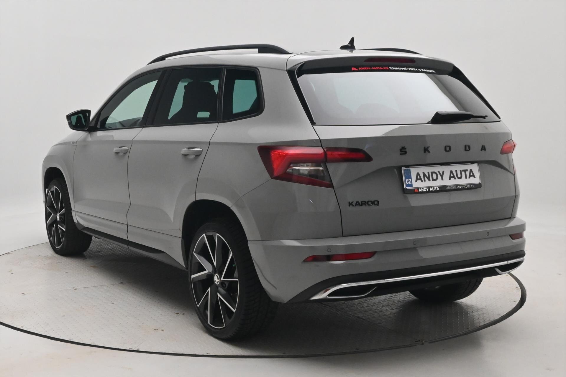 Škoda Karoq SUV / Terénní 1,5 l 110 kw