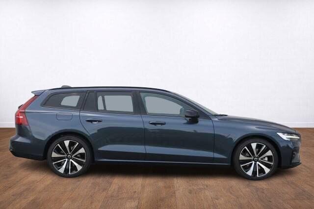 Volvo V60 Kombi 2,0 l 145 kw