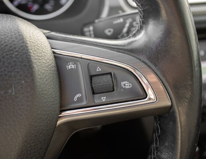 Škoda Rapid Sedan / Limuzína 1,4 l 66 kw