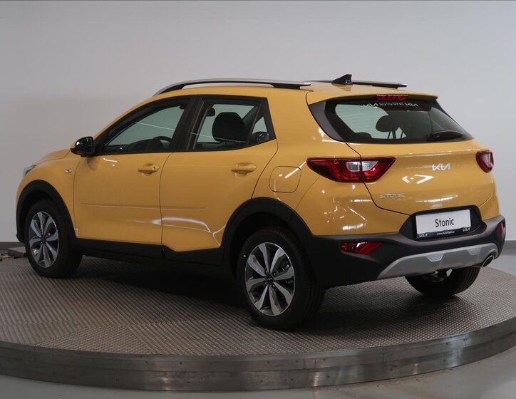 KIA Stonic SUV / Terénní 1,2 l 58 kw