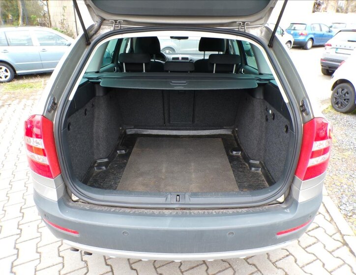 Škoda Octavia Kombi 2,0 l 103 kw