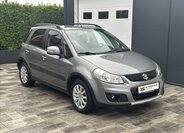 Suzuki SX4 Hatchback 2,0 l 99 kw