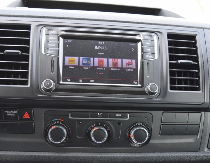 Volkswagen Transporter Kombi 2,0 l 110 kw