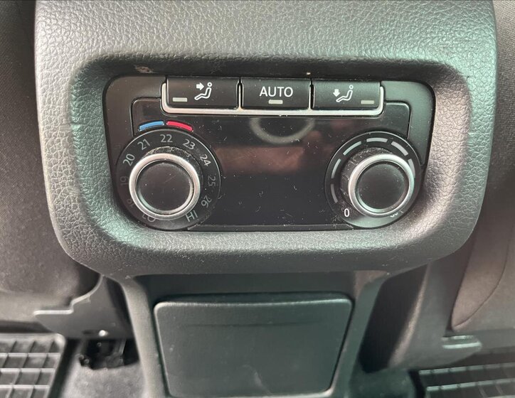 Seat Alhambra Kombi 2,0 l 110 kw