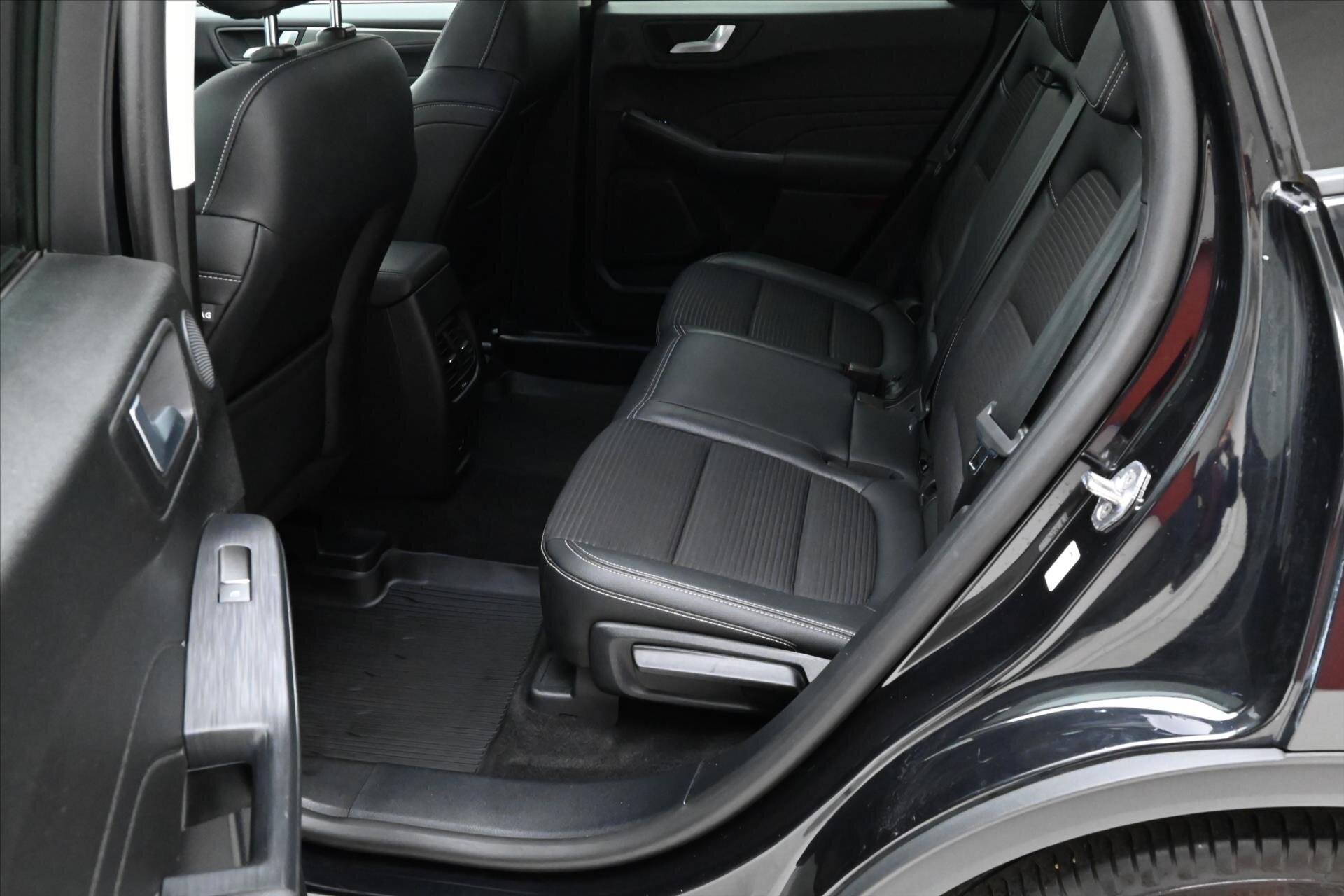 Ford Kuga SUV 2,0 l 140 kw