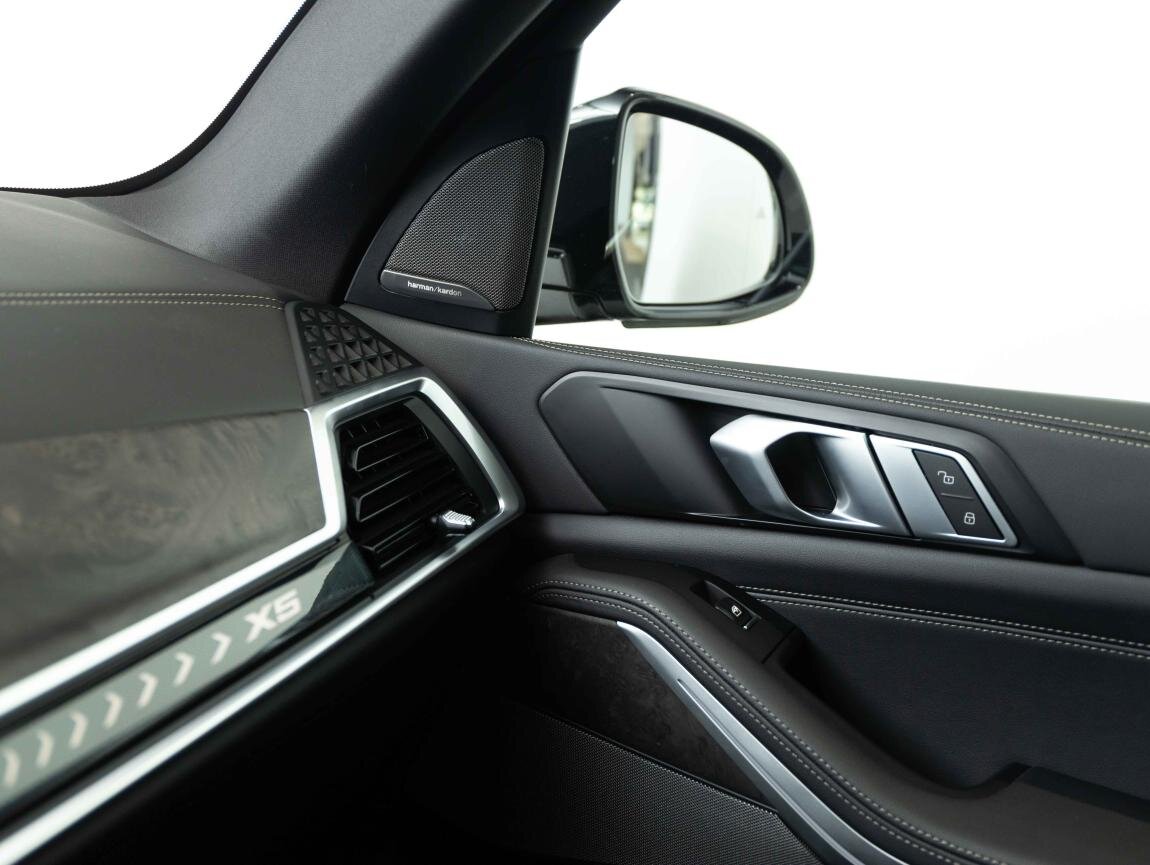 BMW X5 SUV 3,0 l 219 kw